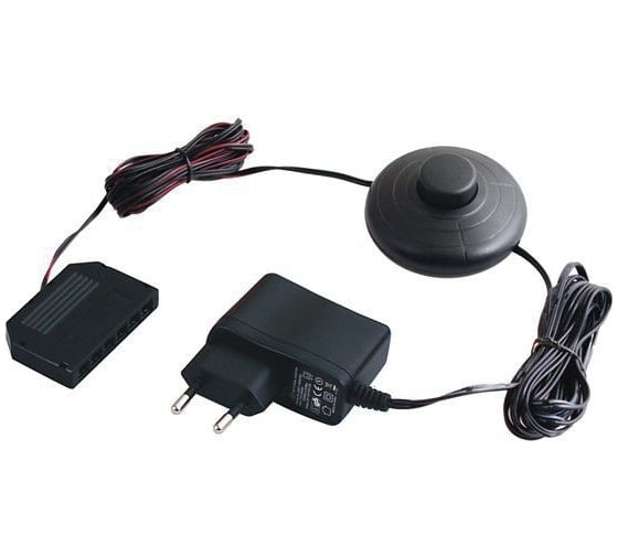 Блок питания AKS Wall 2.4W/12V розеточный с выключателем и разветвителем 6 т 81216