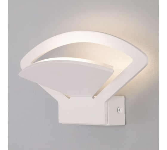 Настенный светодиодный светильник Elektrostandard Pavo LED белый MRL LED 1009 a043973