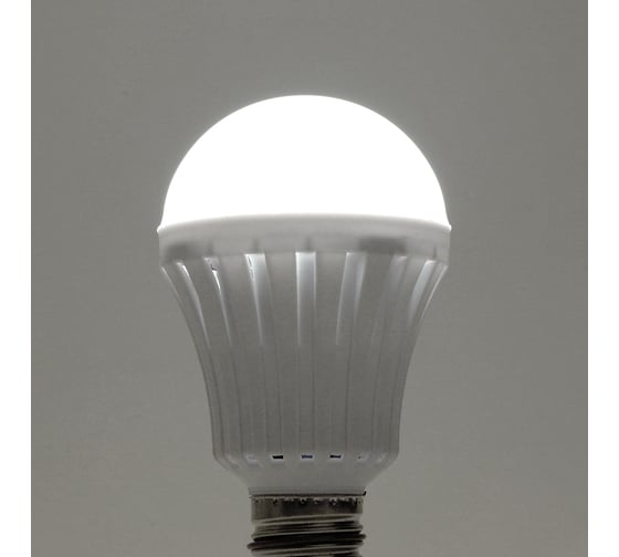 Светильник аккумуляторный FERON 9W Е27 AC/DC (литий-ионная батарея), белый, EL116, 48979