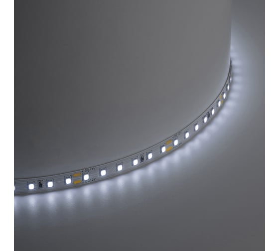 Светодиодная лента SAFFIT SST02 120SMD(2835)/м 9.6Вт/м 12V 5000x8x1.22мм 6500К, IP20, 55242