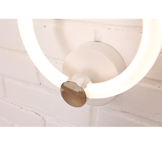 Настенный светодиодный светильник Schaffner, бра, Volonta 3435-1W LED, цвет белый, мощность 14 Вт. Площадь освещения до 3м2 Volonta 3435-1W WH+CR
