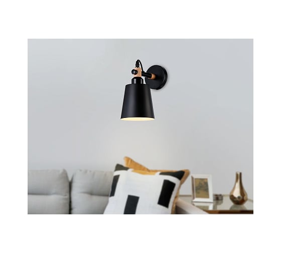 Настенный светильник Ambrella Light TRADITIONAL TR82213
