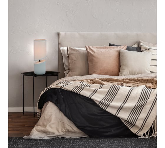 Настольный светильник ESCADA 10158-T E14x40W серый 10158/T Grey