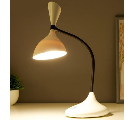 Настольная сенсорная лампа RISALUX 16089/1WT LED 3Вт USB АКБ 3000-6000К бело-черный 11х17,5х39 см 5091604