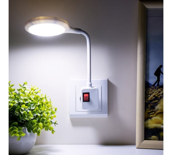 Бра в розетку BayerLux Джойс LED 7Вт белый 1,5x12x31 см 9225717