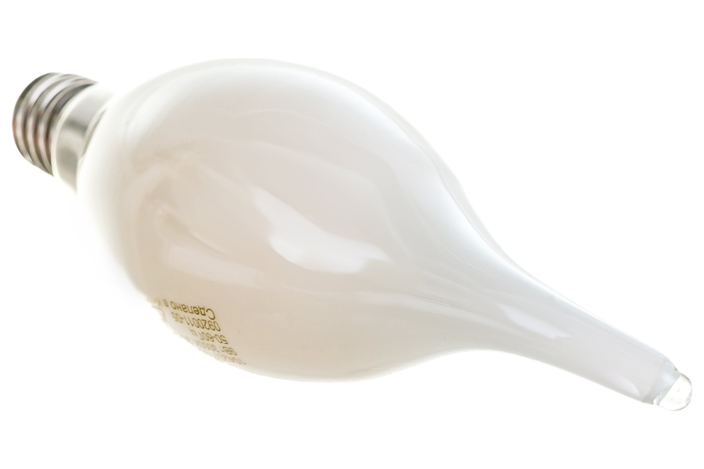 ЛампаGaussFilament,свечанаветру,9W,590lm,3000К,Е14,milky,диммируемая,LED,1/10/50104201109-D