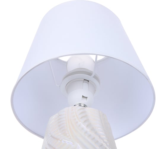 Настольная лампа LUMION E27 1*60W SINNA 8212/1T