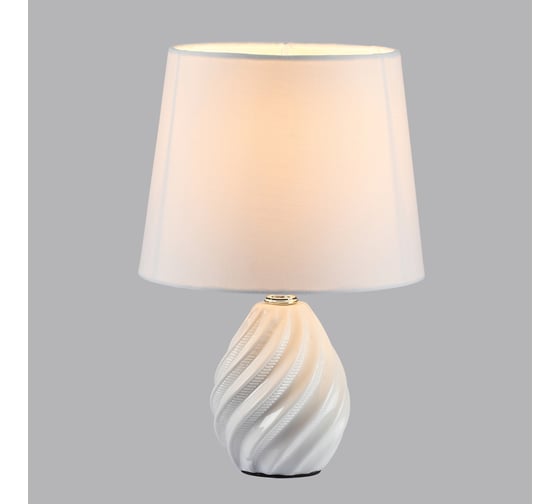 Настольная лампа LUMION KEILA E27, 1*60W 8143/1T