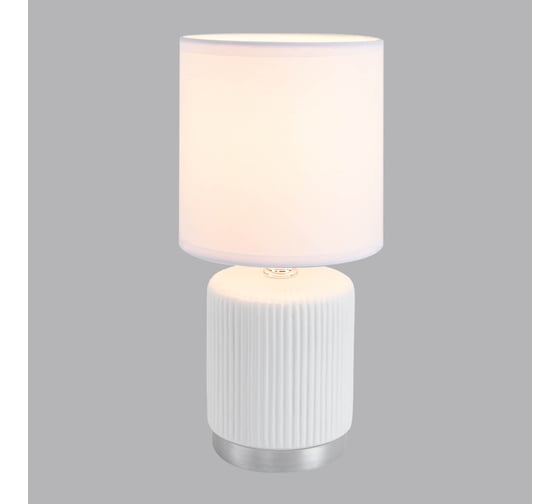 Настольная лампа LUMION E14 1*40W KAISA 8178/1T
