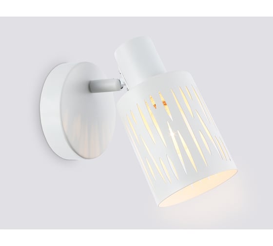 Спот Ambrella Light TRADITIONAL TR8663
