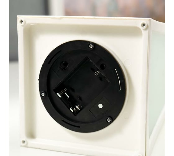 Ночник "Пламя" RISALUX LED от батареек 3хААА белый 12,8х12,8х26 см 5383722