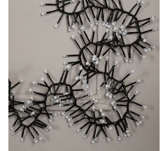 Уличная гирлянда-нить Luazon, УМС, мишура шарики, 4 м, Н.Т., LED-400-31V, 8 режимов, белый/фиолетовый 3649312