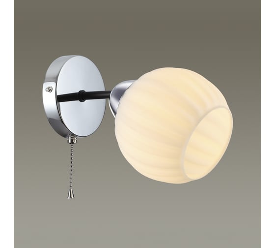 Бра с выключателем LUMION E27 40W DANIKA 4593/1W