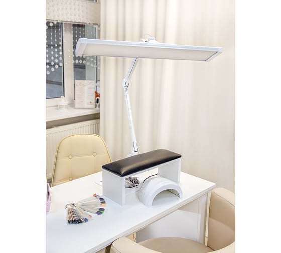 Светильник для салонов красоты Лючия L650 "Cosmetic ULTRA" белый LED 45W 3000-6000K, регулировка яркости, на струбцине 4606400050865
