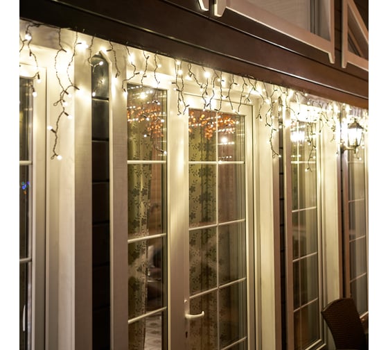 Светодиодная гирлянда бахрома Neon-Night Айсикл 4,8x0,6 м, мерцание, черная, теплый белый 255-176