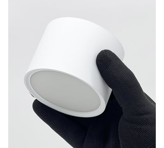 Накладной светильник truEnergy под лампу GX53 D82xH60мм IP20 белый/алюминий 21004