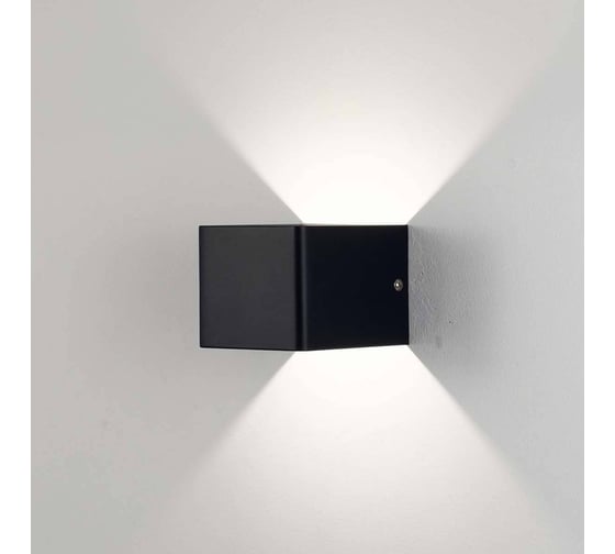 Настенный светодиодный светильник Moderli Slim LED 5W черный V1871-WL