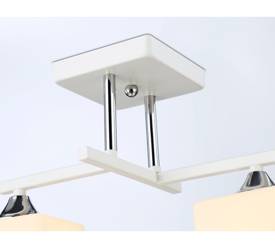 Светильник на штанге Ambrella Light TRADITIONAL TR303111