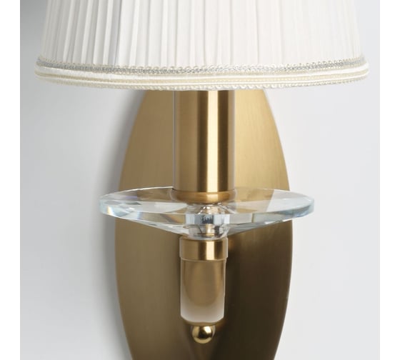 Бра Chiaro Сильвия 1x40w e14 220 v 404020801