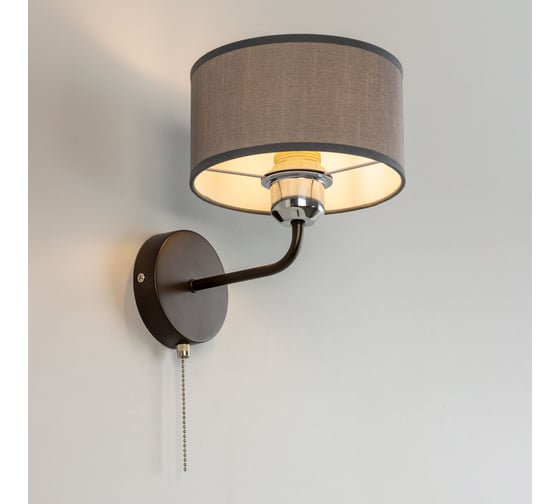 Бра Citilux Форма с абажуром и выключателем CL428411