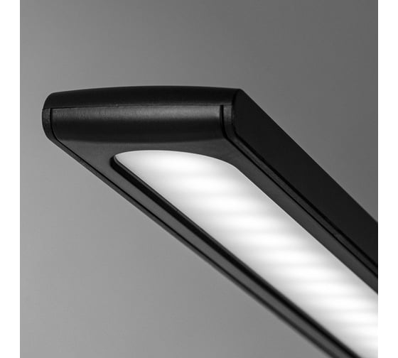 Офисная настольная лампа ARTE LAMP london A5124LT-1BK