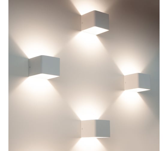 Настенный светодиодный светильник Elektrostandard MRL LED 1060 / Corudo LED белый a040452