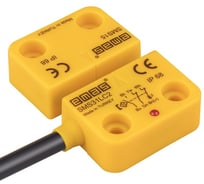 Магнитный датчик Emas 2НЗ+НО, провод 2м, расстояние срабатывания 5 мм, индикация LED, левый выход, IP68 SMS31LC2-S15