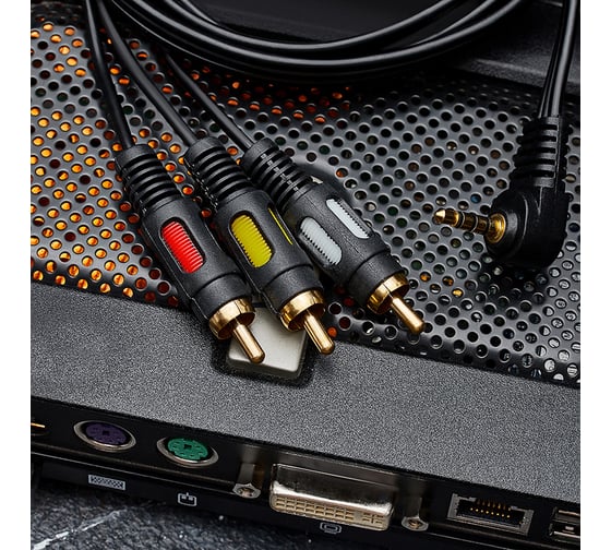 Шнур REXANT Стерео 3,5 мм 4C - 3RCA, 1,5 м, Gold 17-4412
