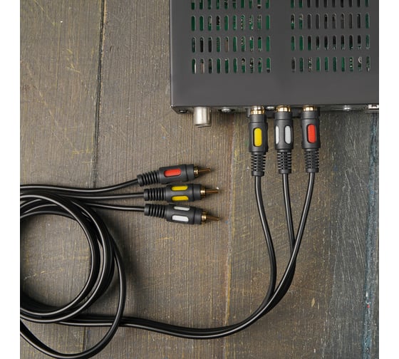 Кабель REXANT 3RCA - 3RCA 1.5 м, Gold 06-3050