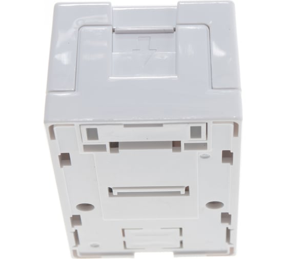 Настенная розетка NIKOMAX 1 порт, полный экран, со шторкой, белая NMC-WO1SD2-FT-ST-WT