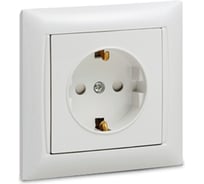 Одинарная розетка IN HOME с заземлением, со шторками VALENZO белая 6028x 4690612006369