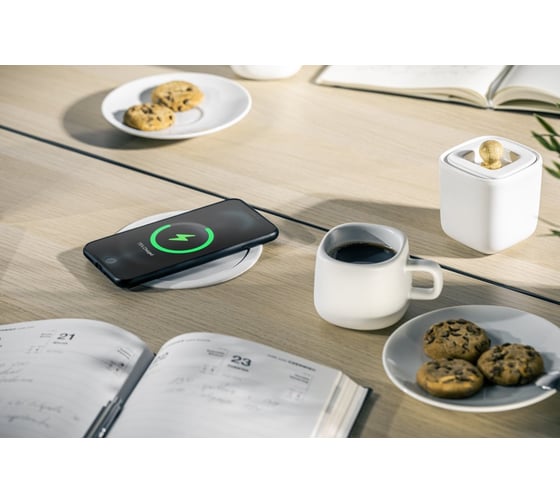 Врезной удлинитель GTV круглый, comfort plus, d-120 мм, 4xschuko, 2xusb, 2xlan, беспроводная зарядка, провода, белый AE-BPW4S120P-10