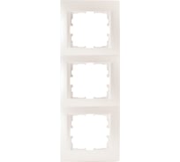Трехместная вертикальная рамка LEZARD KARINA б/ вст жемчужно-белый перламутр 707-3000-153