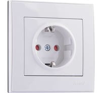 Розетка LEZARD RAIN с защитой от детей керамика белый 703-0202-124