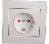 Розетка LEZARD RAIN с защитой от детей керамика жемчужно-белый металлик 703-3030-124