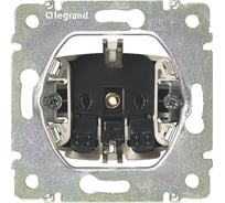 Розетка Legrand VLN 2К+З автоматические клеммы, шторки, белая 774222