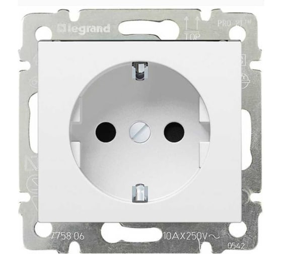 Розетка Legrand с заземлением Legrand Valena со шторками 16А 250В безвинтовые зажимы белый 774222