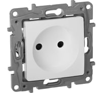 Розетка Legrand без заземления Legrand Etika со шторками 16А 250В винтовые зажимы белый 672234