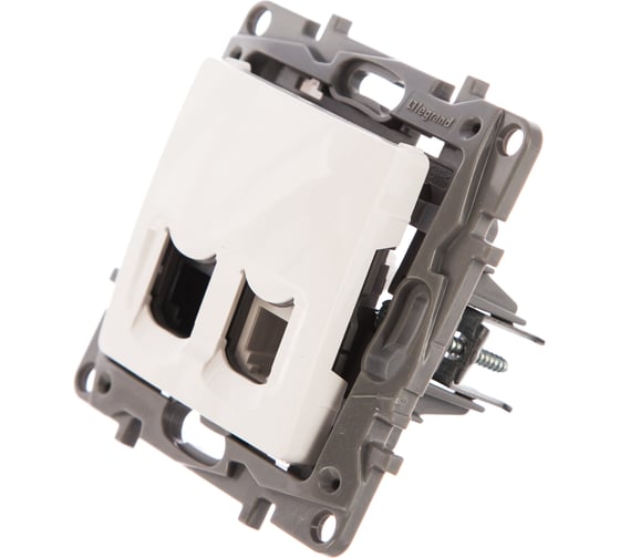 Розетка Legrand двойная RJ11+RJ45 категория 5e UTP Legrand Etika белый 672252