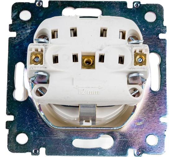 Розетка Legrand с заземлением Legrand Valena со шторками 16А 250В безвинтовые зажимы слоновая кость 774122