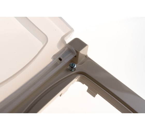 Рамка Legrand с защитной крышкой IP44 Legrand Etika слоновая кость 672560