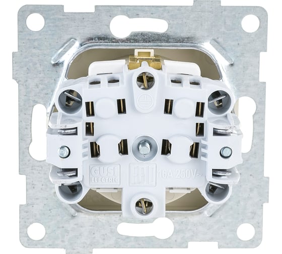 Розетка GUSI ELECTRIC Bravo 1-ой с/з с з/ш, СУ, 16А, 250В, бежевый С10Р4-003