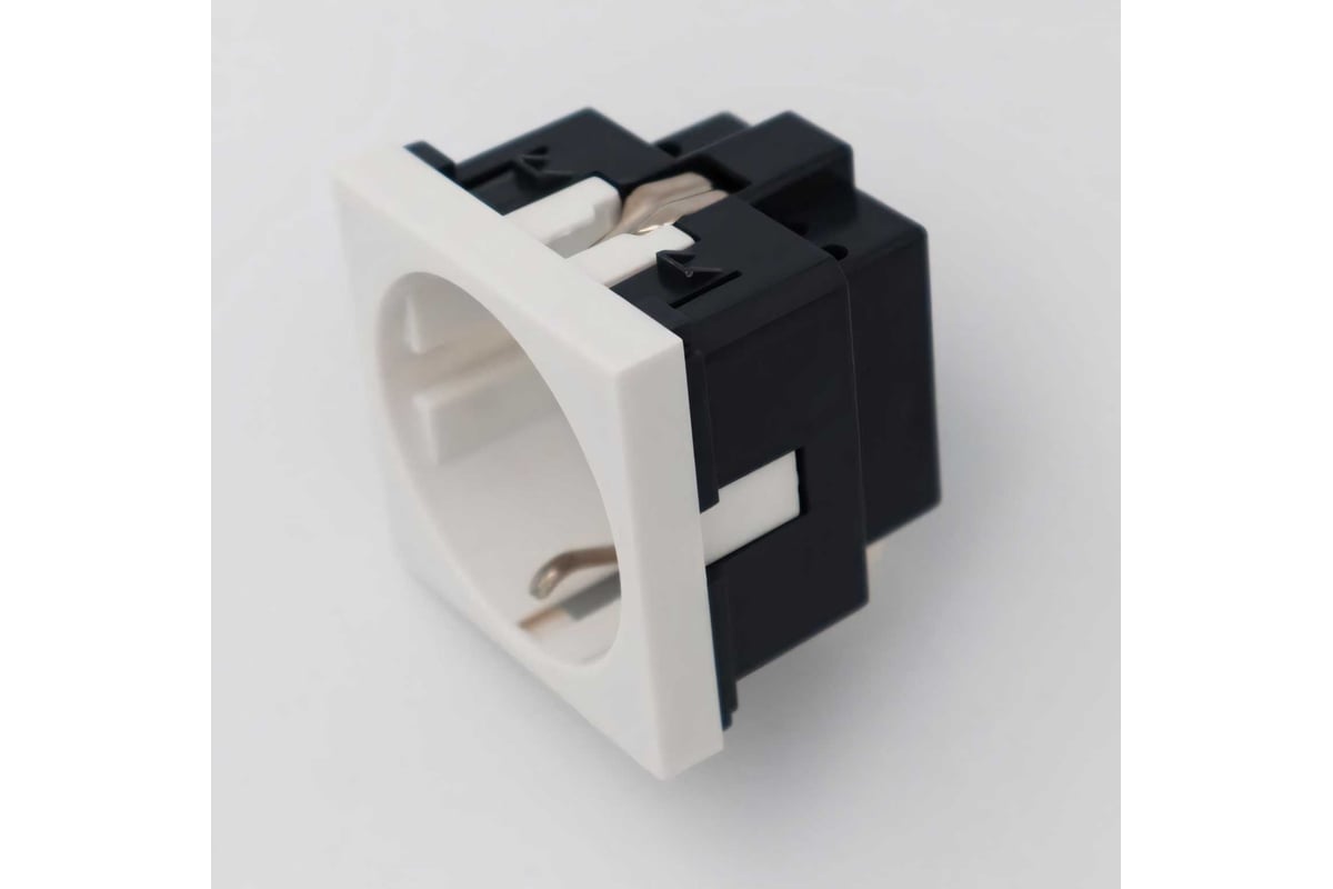 Розетка Экопласт с заземляющим контактом, со шторками, белый LK45 ...