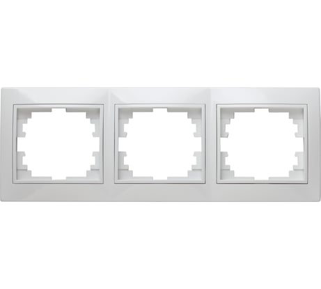 Горизонтальная рамка Intro 150301 на 3 поста, СУ, Plano, белый Б0027627