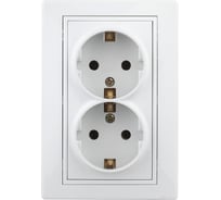 Розетка Intro 2х2P+E Schuko,16А, 250В, IP20, СУ, Plano, белый Б0027615