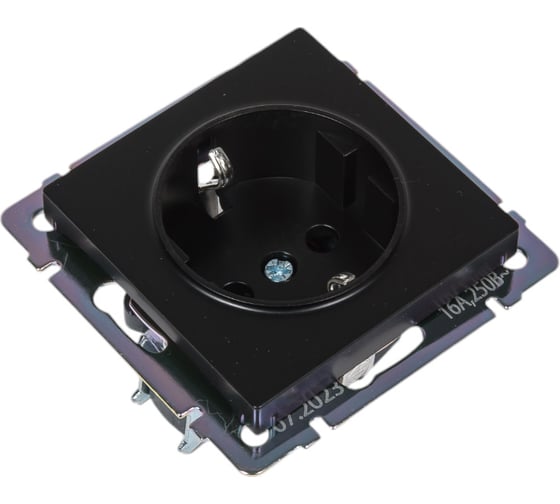 Розетка Smartbuy с заземлением 16А черная Нептун SBE-05b-16-S1-Z