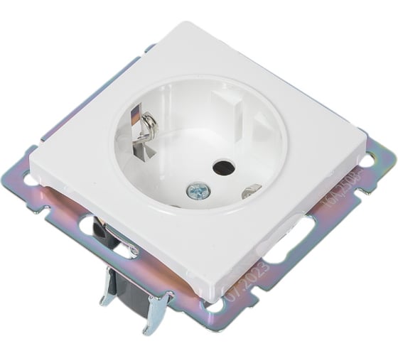 Розетка Smartbuy с заземлением 16А белая Нептун SBE-05w-16-S1-Z