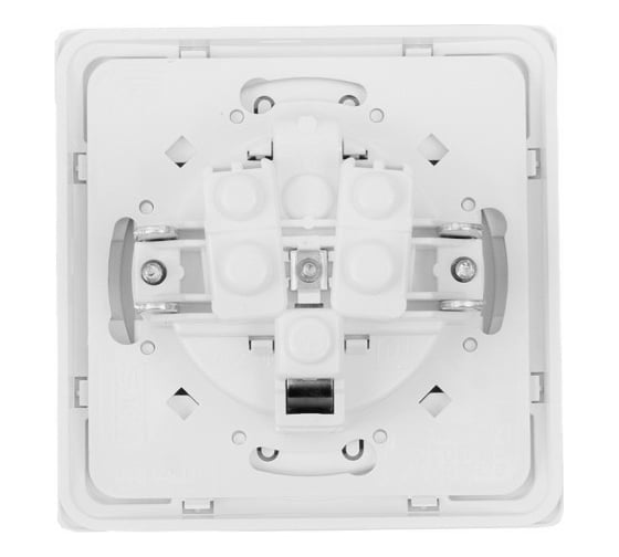 Розетка Aling-conel EON с заземлением 16A 250V белая арт. E630.00