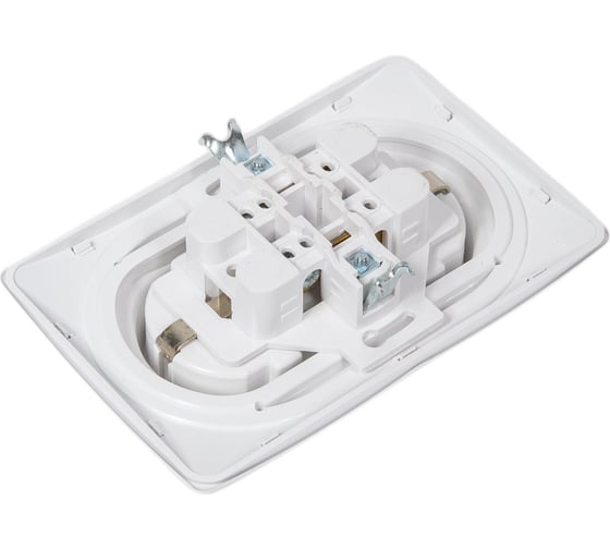 EON Розетка с заземлением двойная 16A 250V белая /арт. / Aling-conel E604.00