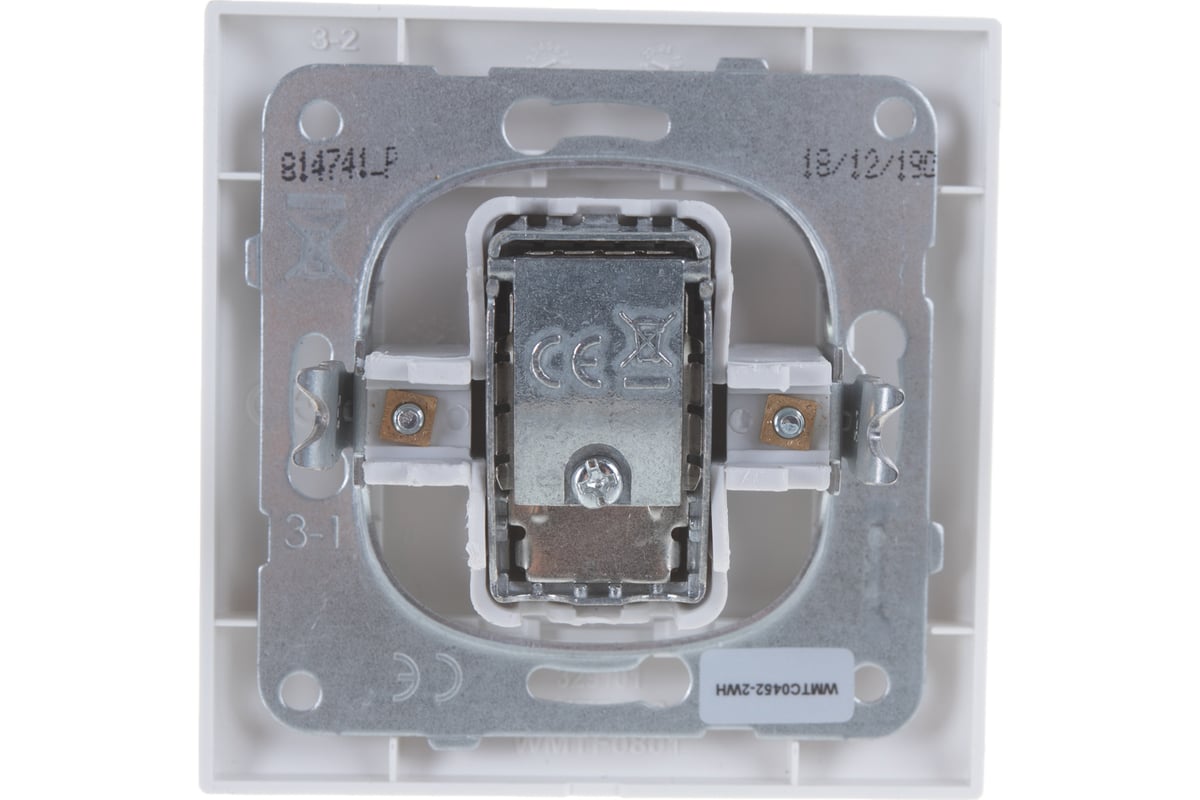 Розетка TV Panasonic Arkedia 54767 проходная 12dB белая WMTC0452-2WH ...